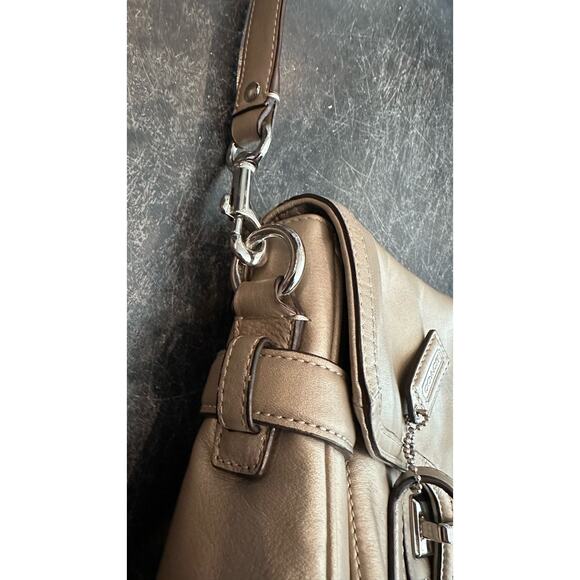 COACH Purse Leather Taylor Marin Flap Satchel Handbag Shoulder Bag Champ. Gold - Picture 8 of 16